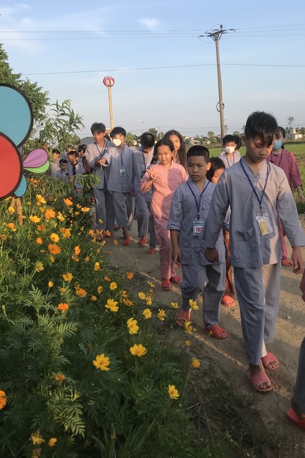 The 4th Day of “Yoga – got talent” Temporary Ordination in Summer for Children at Dong Cao Pagoda