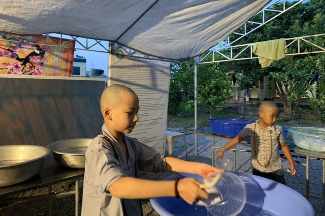 The 4th Day of “Yoga – got talent” Temporary Ordination in Summer for Children at Dong Cao Pagoda