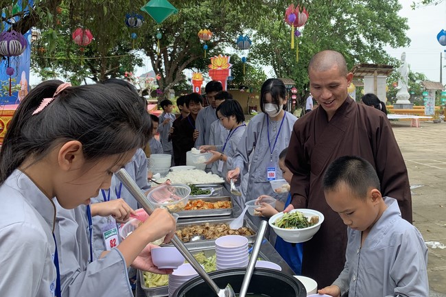 Chùa Đống Cao: Ngày thứ Năm Khóa tu Mùa hè Thiếu nhi