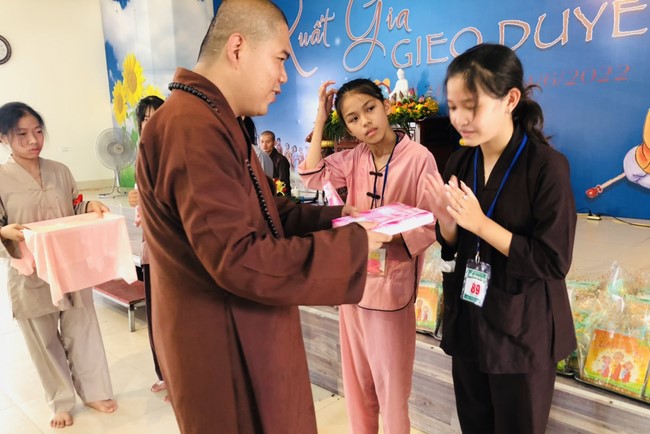 The Last Day of Temporary ordination in Summer for Children at Dong Cao Pagoda