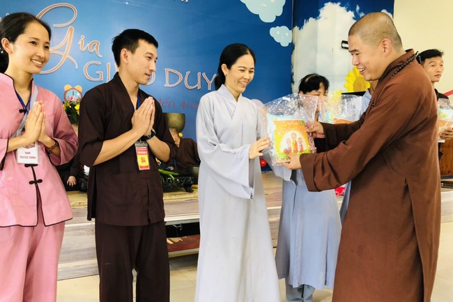 The Last Day of Temporary ordination in Summer for Children at Dong Cao Pagoda