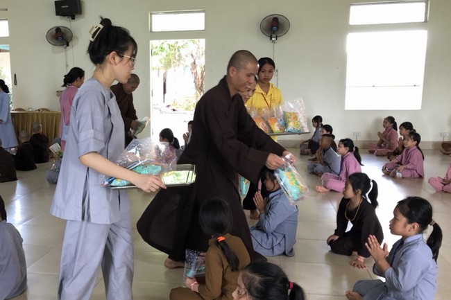 The Last Day of Temporary ordination in Summer for Children at Dong Cao Pagoda