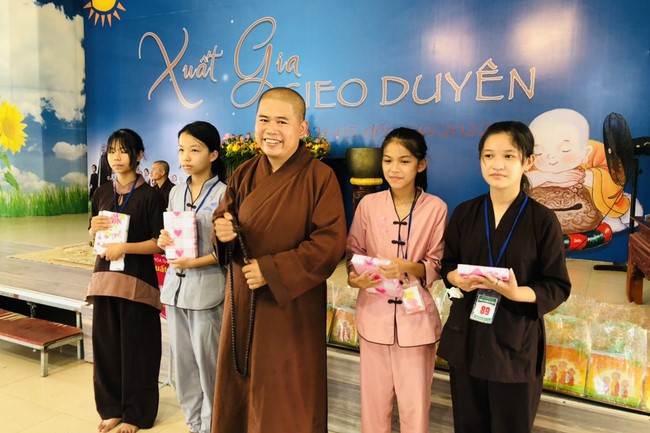 The Last Day of Temporary ordination in Summer for Children at Dong Cao Pagoda