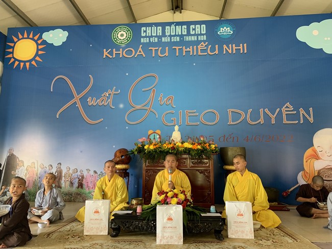 The Last Day of Temporary ordination in Summer for Children at Dong Cao Pagoda