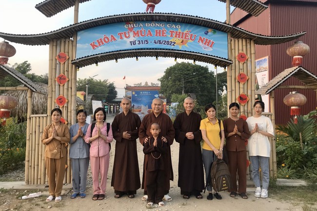 The Last Day of Temporary ordination in Summer for Children at Dong Cao Pagoda