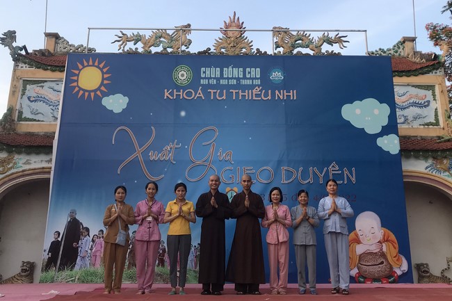 The Last Day of Temporary ordination in Summer for Children at Dong Cao Pagoda