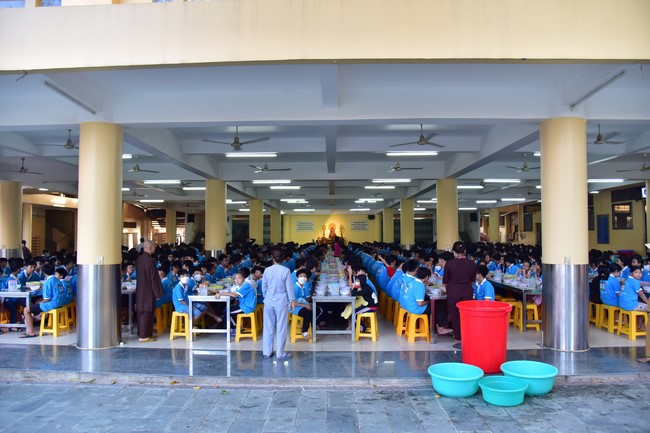 The 2nd day of huong phap branch's teenage retreat of , cu chi