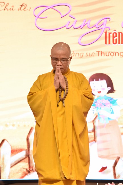 The 2nd day of huong phap branch's teenage retreat of , cu chi