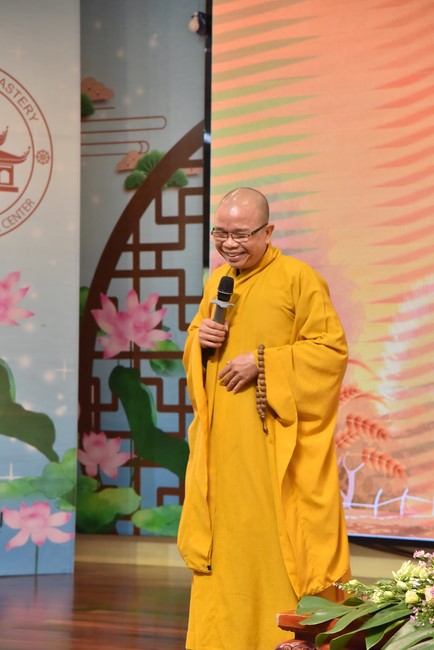 The 2nd day of huong phap branch's teenage retreat of , cu chi