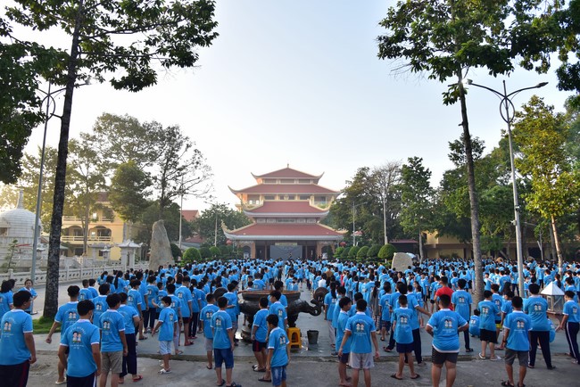 The 2nd day of huong phap branch's teenage retreat of , cu chi