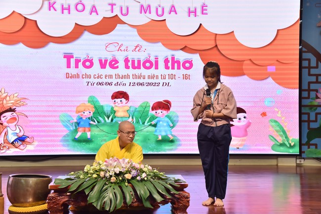 The 2nd day of huong phap branch's teenage retreat of , cu chi