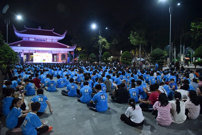 The 3rd Day of Huong Phap Branch 's Teenage Retreat, Cu Chi