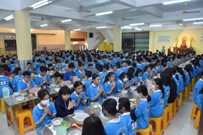 The 3rd Day of Huong Phap Branch 's Teenage Retreat, Cu Chi