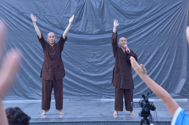 The 3rd Day of Huong Phap Branch 's Teenage Retreat, Cu Chi