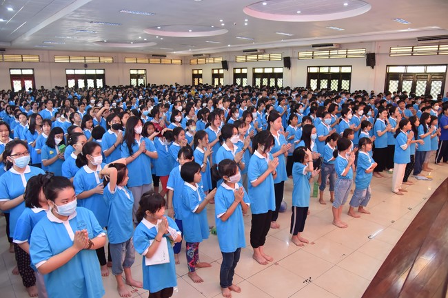 The 3rd Day of Huong Phap Branch 's Teenage Retreat, Cu Chi