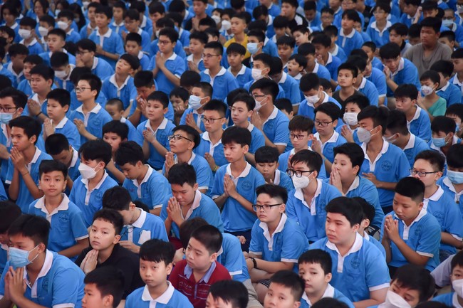 The 3rd Day of Huong Phap Branch 's Teenage Retreat, Cu Chi