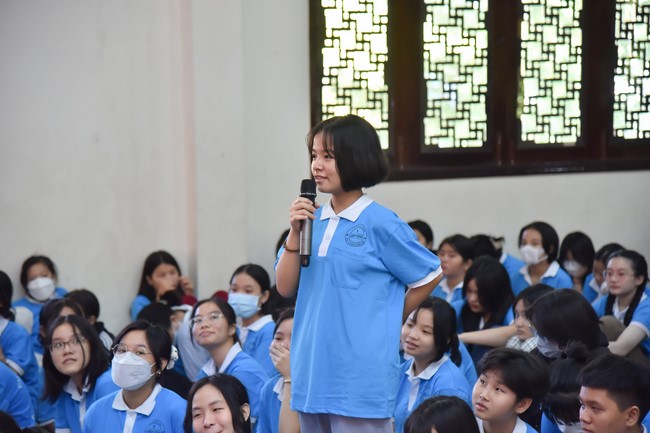 The 3rd Day of Huong Phap Branch 's Teenage Retreat, Cu Chi