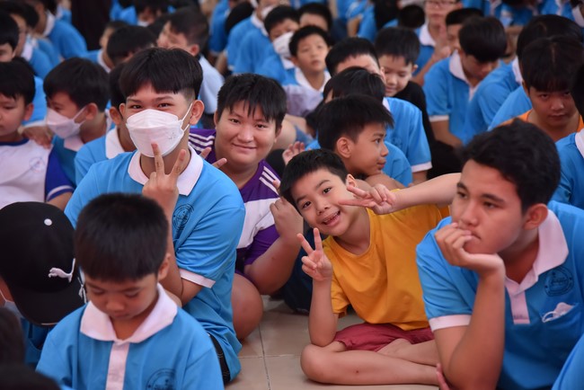 The 3rd Day of Huong Phap Branch 's Teenage Retreat, Cu Chi