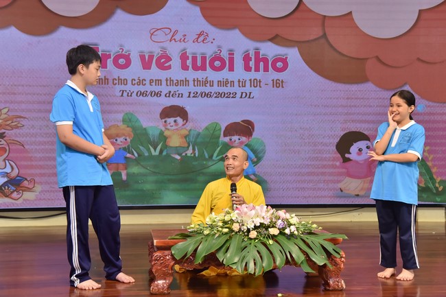 The 3rd Day of Huong Phap Branch 's Teenage Retreat, Cu Chi