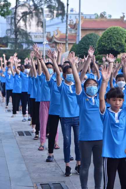 The 3rd Day of Huong Phap Branch 's Teenage Retreat, Cu Chi