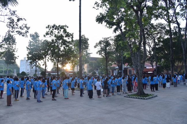 The 3rd Day of Huong Phap Branch 's Teenage Retreat, Cu Chi