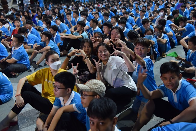 The 3rd Day of Huong Phap Branch 's Teenage Retreat, Cu Chi