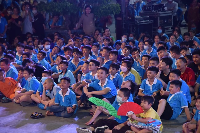 The 3rd Day of Huong Phap Branch 's Teenage Retreat, Cu Chi