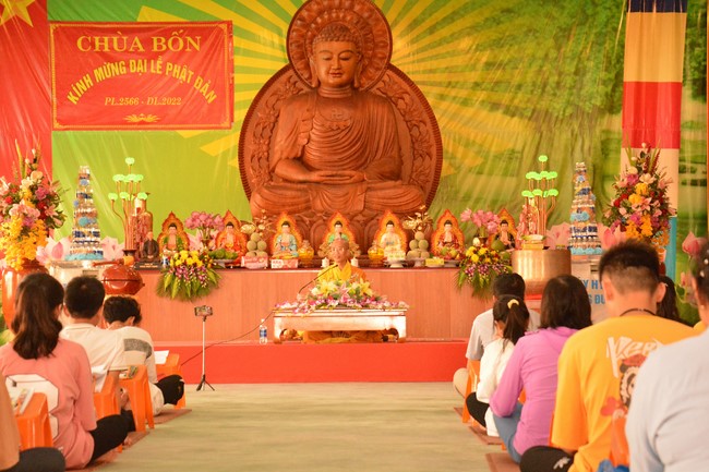 Chùa Bốn: Tu niệm Phật Một ngày An lạc