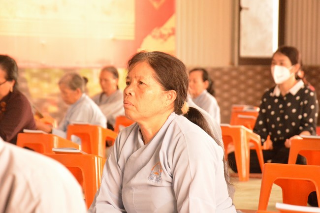 Chùa Bốn: Tu niệm Phật Một ngày An lạc