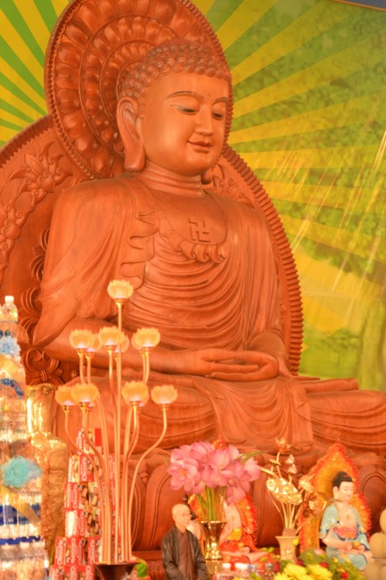 Chùa Bốn: Tu niệm Phật Một ngày An lạc