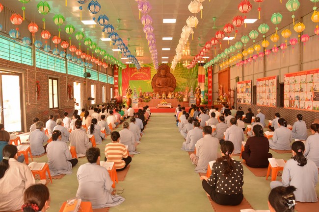 Chùa Bốn: Tu niệm Phật Một ngày An lạc