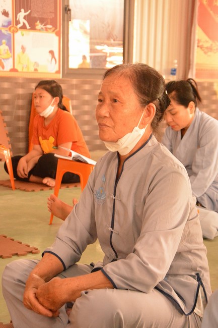 Chùa Bốn: Tu niệm Phật Một ngày An lạc