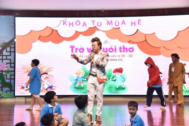 The 4th Day of Huong Phap Branch 's Teenage Retreat, Cu Chi