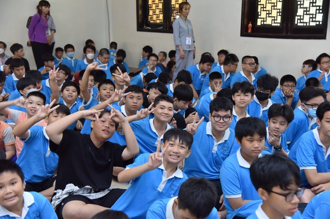 The 4th Day of Huong Phap Branch 's Teenage Retreat, Cu Chi