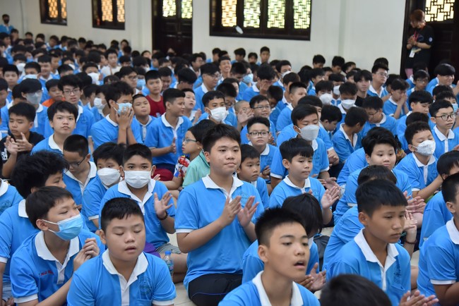 The 4th Day of Huong Phap Branch 's Teenage Retreat, Cu Chi