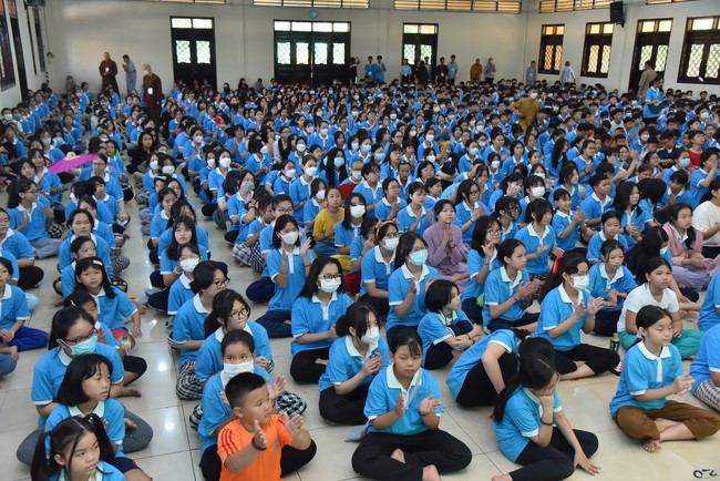 The 4th Day of Huong Phap Branch 's Teenage Retreat, Cu Chi