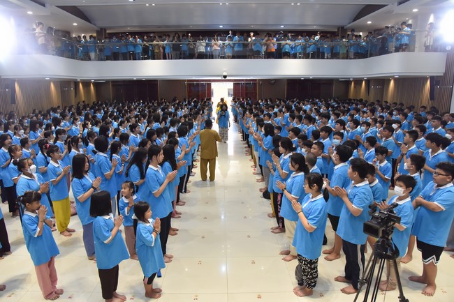 The 4th Day of Huong Phap Branch 's Teenage Retreat, Cu Chi