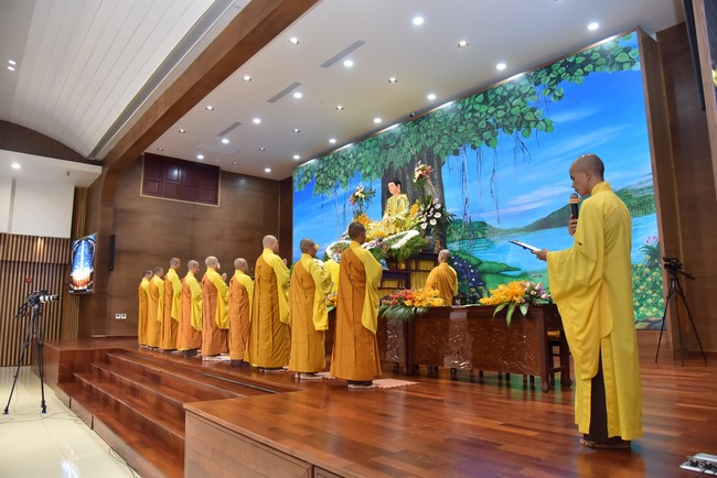 The 4th Day of Huong Phap Branch 's Teenage Retreat, Cu Chi