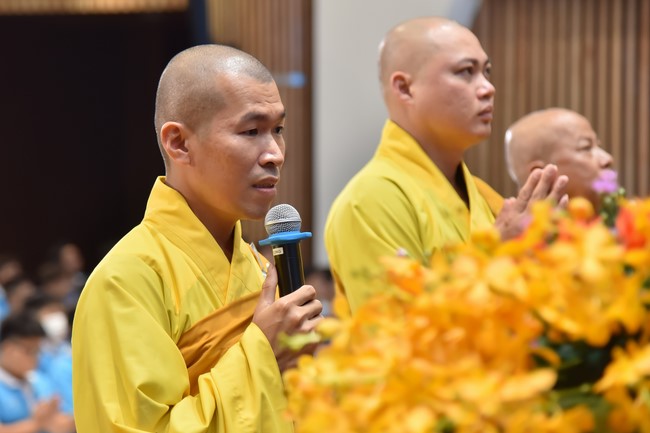 The 4th Day of Huong Phap Branch 's Teenage Retreat, Cu Chi