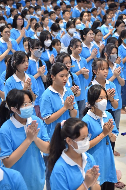 The 4th Day of Huong Phap Branch 's Teenage Retreat, Cu Chi