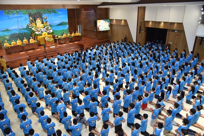 The 4th Day of Huong Phap Branch 's Teenage Retreat, Cu Chi