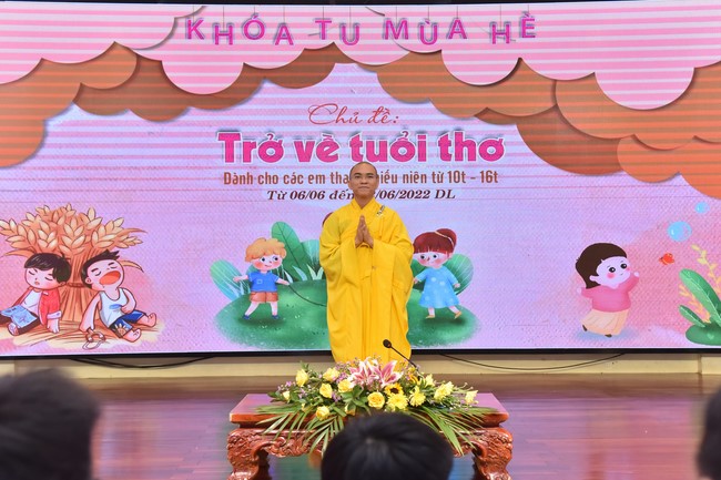 The 5th Day of Huong Phap Branch 's Teenage Retreat, Cu Chi