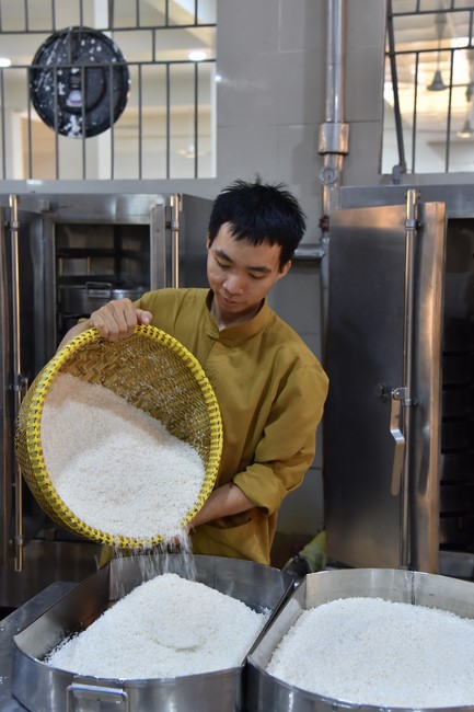 The 5th Day of Huong Phap Branch 's Teenage Retreat, Cu Chi
