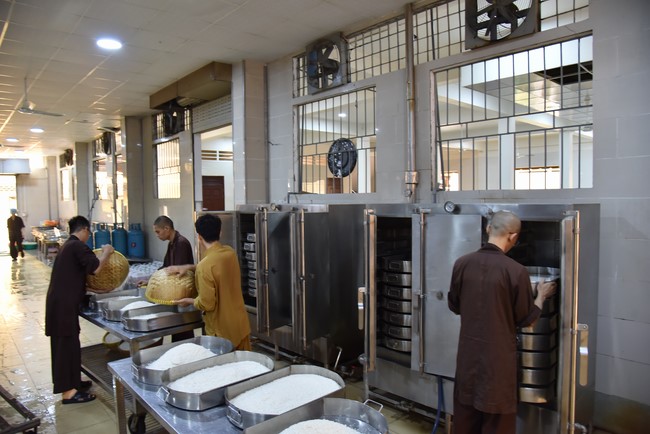 The 5th Day of Huong Phap Branch 's Teenage Retreat, Cu Chi