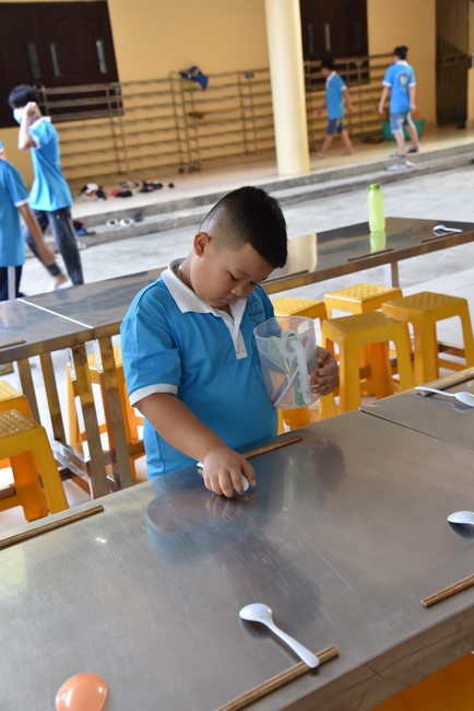 The 5th Day of Huong Phap Branch 's Teenage Retreat, Cu Chi