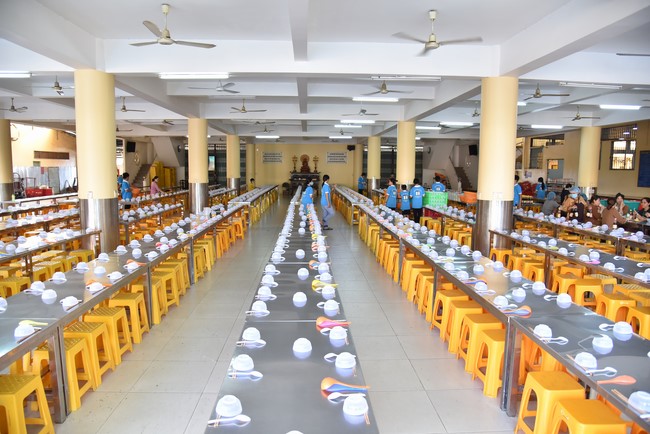 The 5th Day of Huong Phap Branch 's Teenage Retreat, Cu Chi