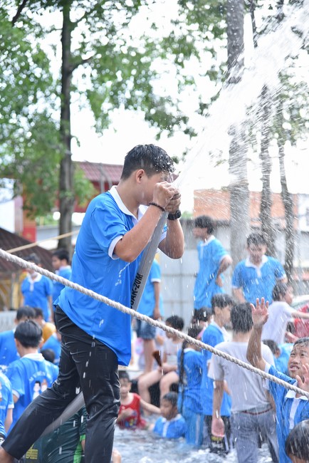 The 5th Day of Huong Phap Branch 's Teenage Retreat, Cu Chi