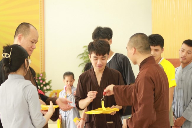 One-day Summer Retreat at Can Mon Pagoda