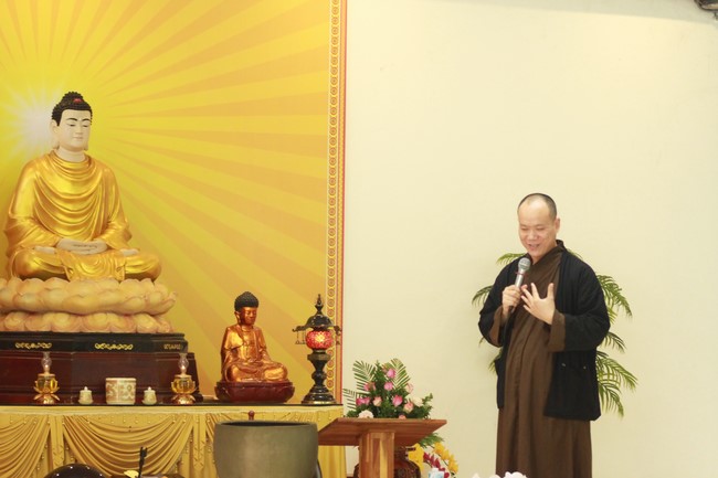 One-day Summer Retreat at Can Mon Pagoda