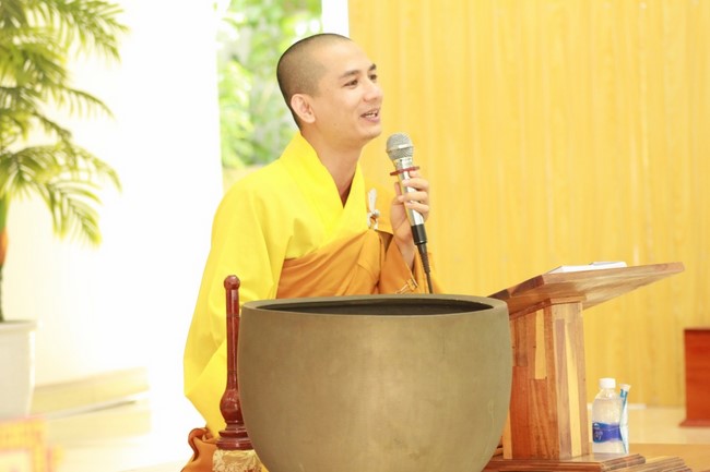 One-day Summer Retreat at Can Mon Pagoda